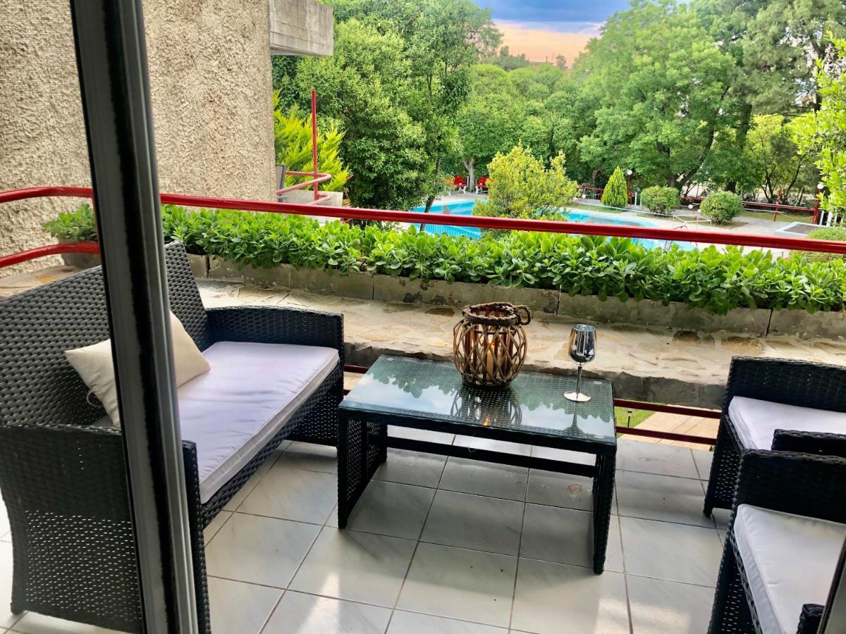 Villavictoria Marias View Pool Apartment Peraía エクステリア 写真