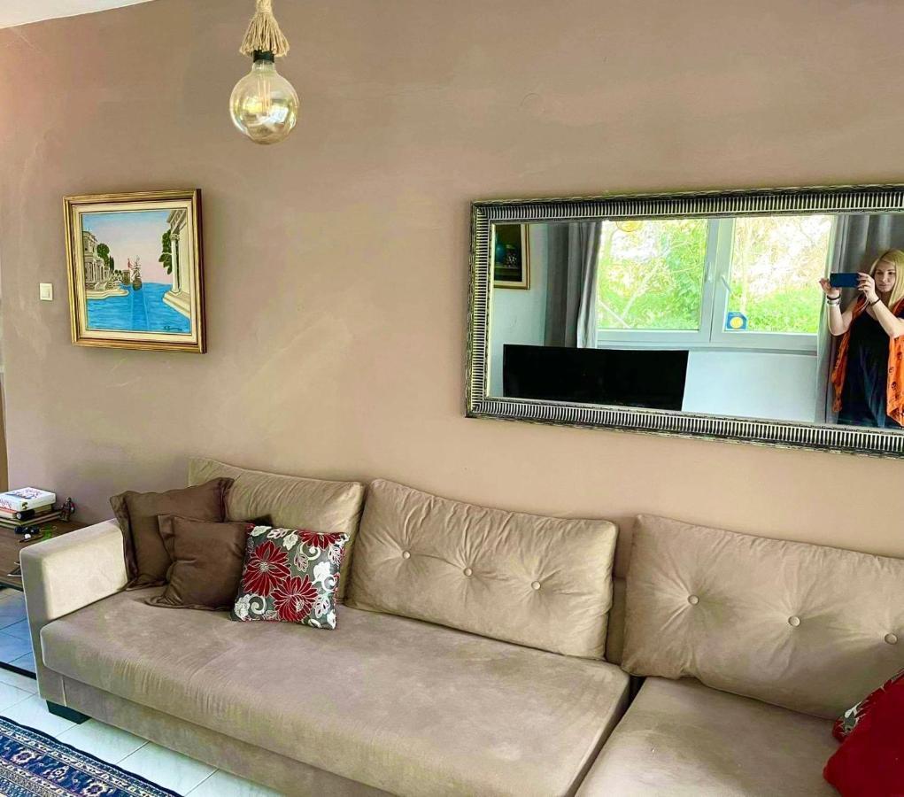 Villavictoria Marias View Pool Apartment Peraía エクステリア 写真