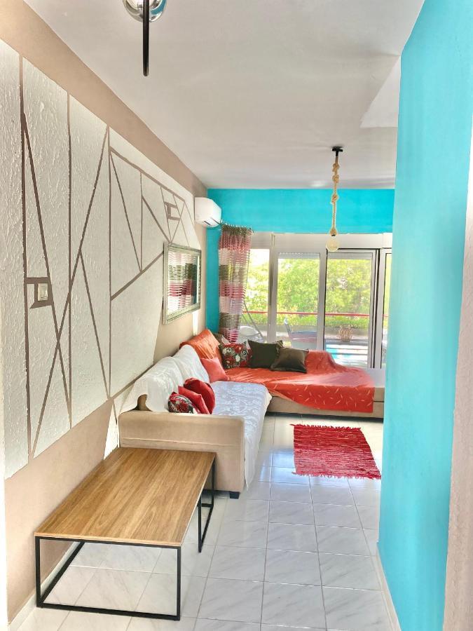 Villavictoria Marias View Pool Apartment Peraía エクステリア 写真