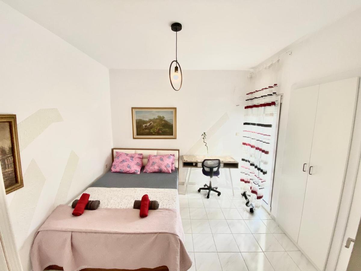 Villavictoria Marias View Pool Apartment Peraía エクステリア 写真